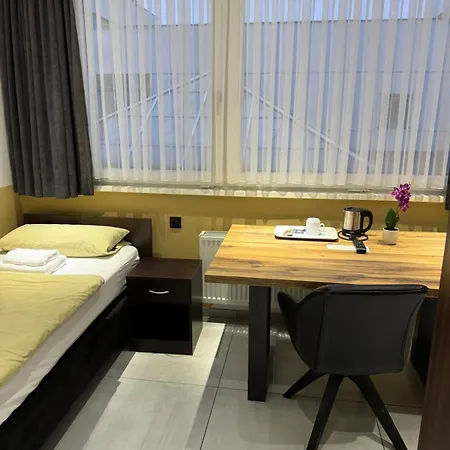 בית הארחה Stadtpension היילברון