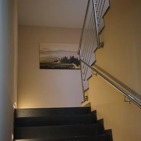 招待所 Stadtpension 海尔布隆