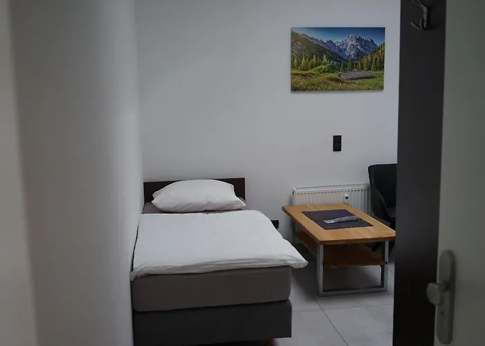 Stadtpension 招待所 *